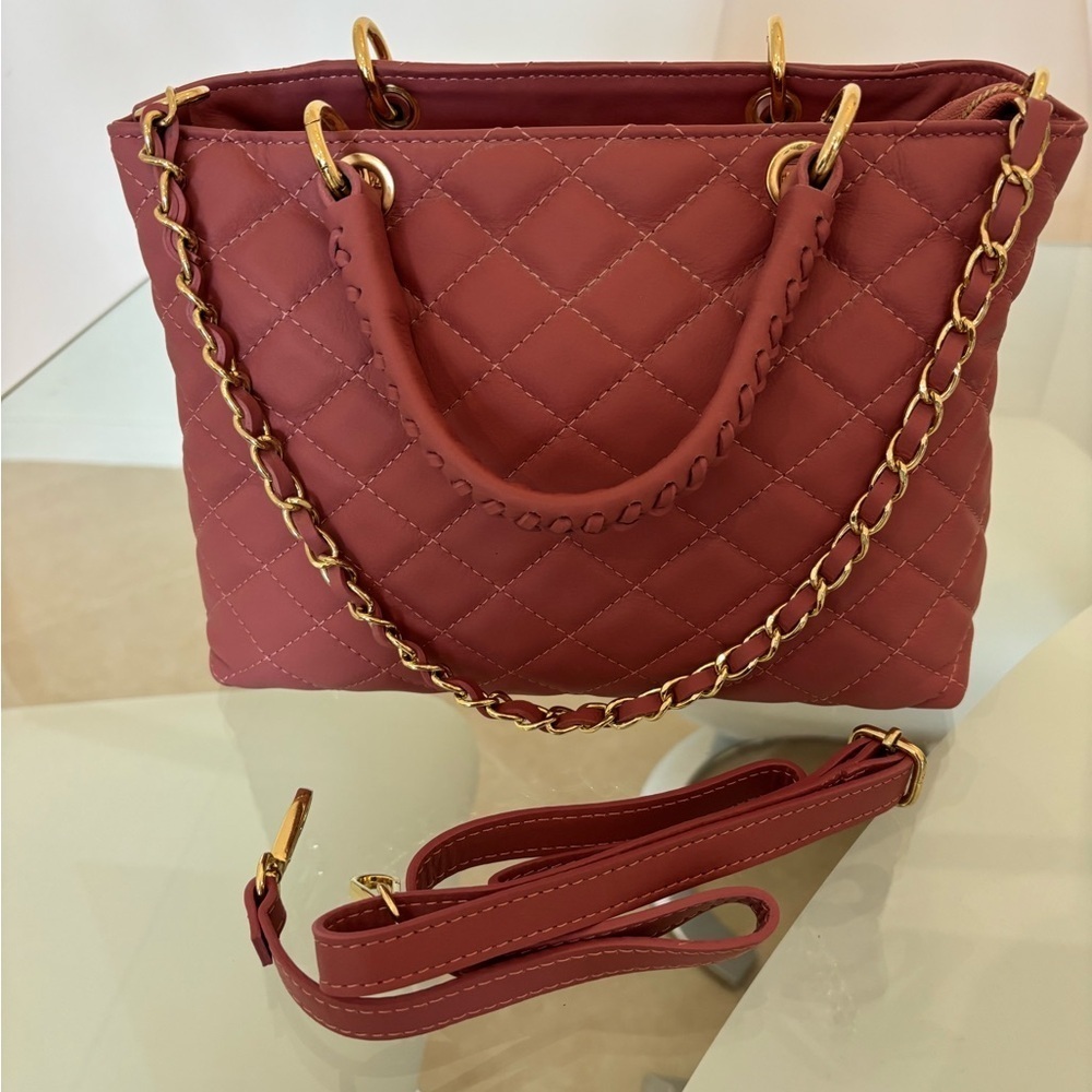 Luxurious Rose Quilted Leather Shoulder Bag